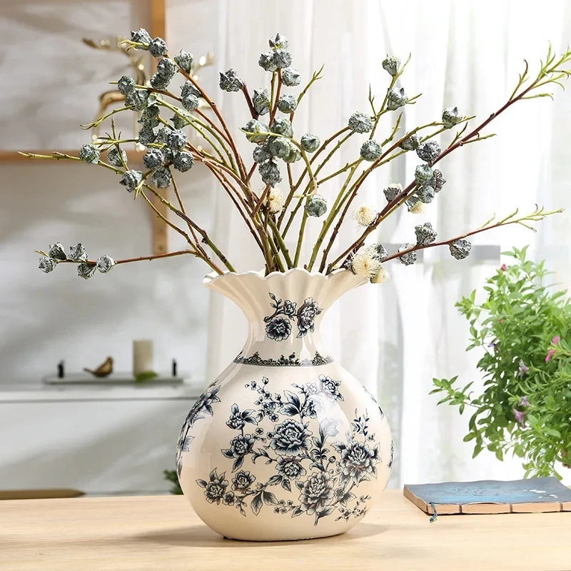 Creative ceramic vase