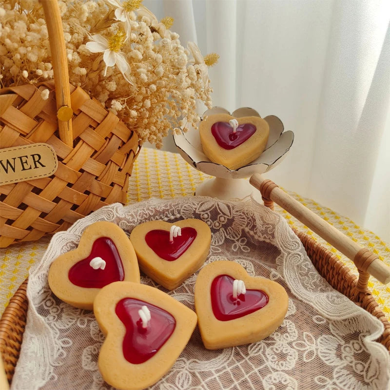 Strawberry Scent Heart Shape Aromatherapy Candles