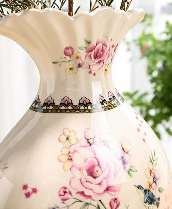 Creative ceramic vase