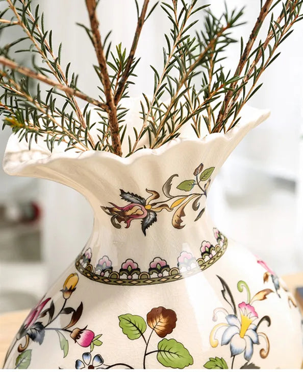 Creative ceramic vase