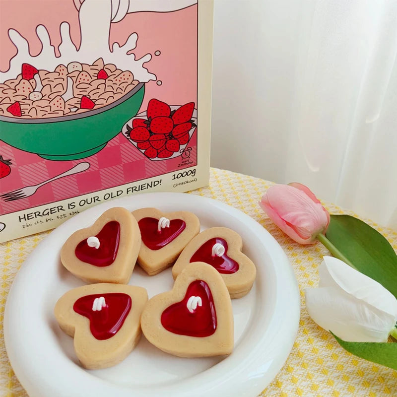 Strawberry Scent Heart Shape Aromatherapy Candles