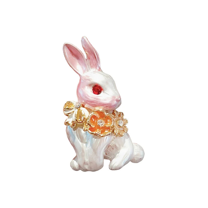 Personality Alloy White Rabbit Sweater Pin