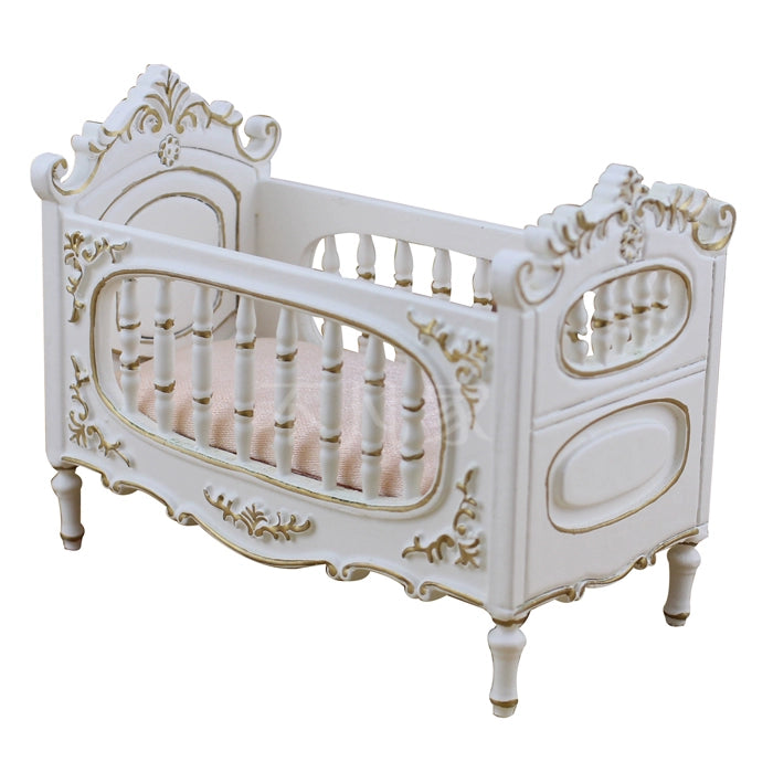 Manual Painting Golden Scale Chair Crib