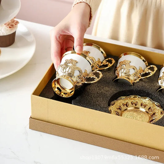European style gold rim set