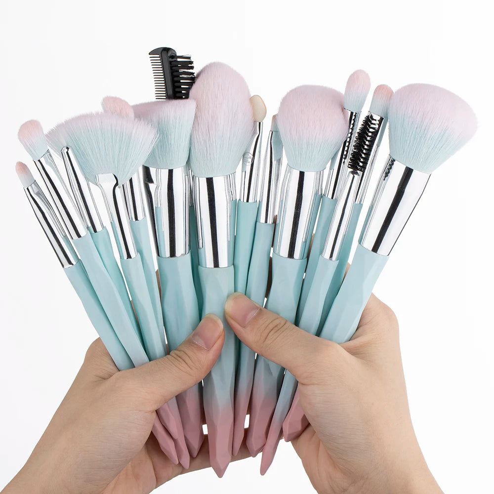 KOSMETYKI Professional Makeup Brushes Set