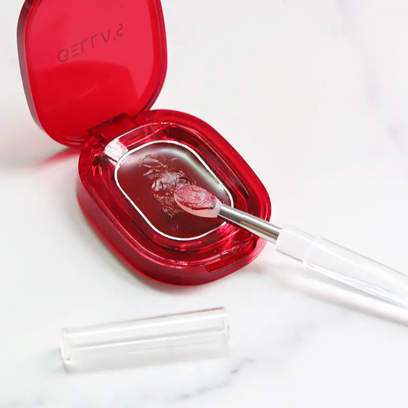 Portable Silicone Lip Brush With Cover