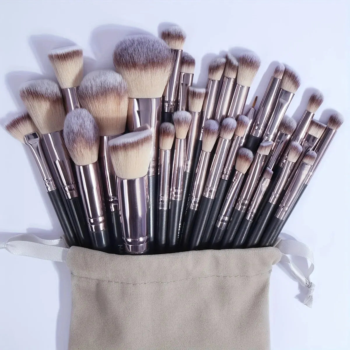 MAANGE Professional Makeup Brush Set